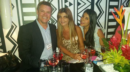 Meet beautiful women in Medellin